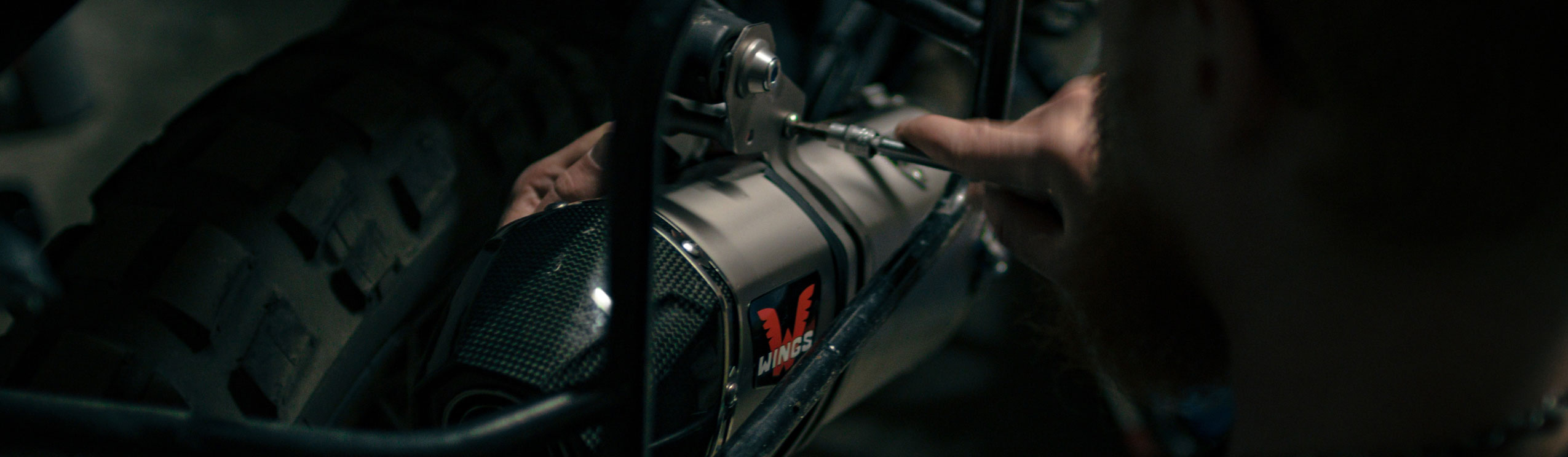 Outboard jet motor